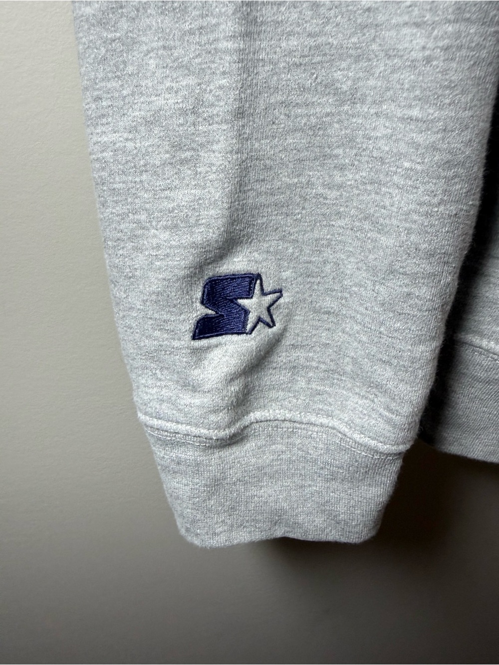 Vintage STARTER Michigan Wolverines Gray Crewneck Sweatshirt - Picture 5 of 6